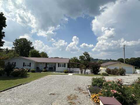 189 Norman Rd, Jacksboro, TN 37757