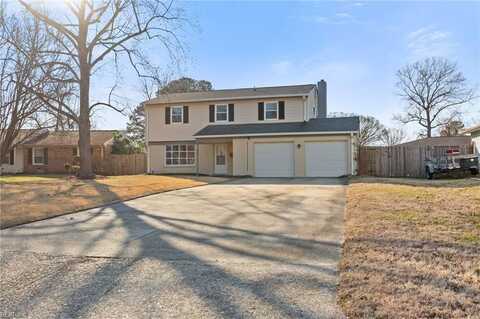 565 Boxwood LN, Virginia Beach, VA 23452