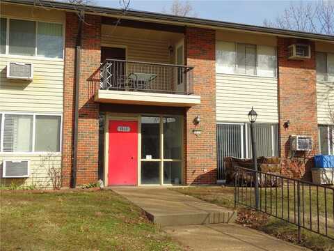 9015 Villaridge Court, Saint Louis, MO 63123