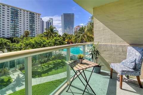 19380 Collins Ave, Sunny Isles Beach, FL 33160