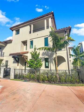 4236 Nw 82nd Ave, Doral, FL 33166