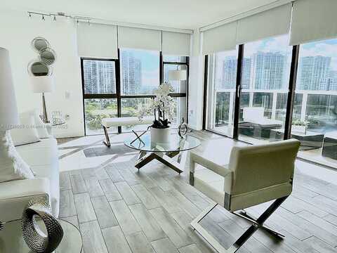 3625 N Country Club Dr, Aventura, FL 33180