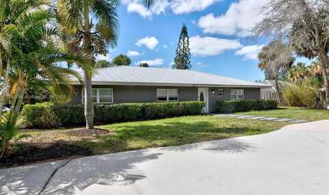 330 SW 13th St SW, Vero Beach, FL 32962