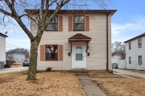 4608 W Howard Ave, Milwaukee, WI 53220