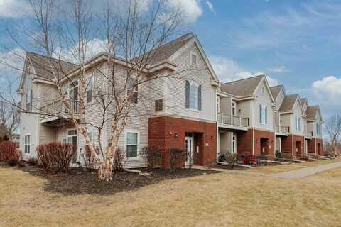 W206n16747 Blackberry Cir, Jackson, WI 53037