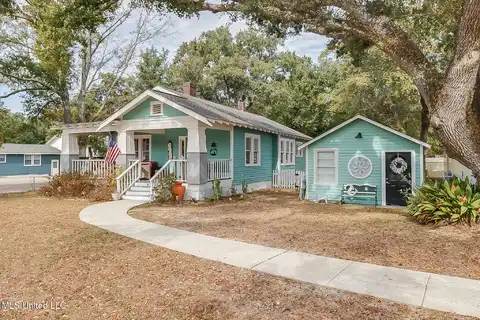 970 Division Street, Biloxi, MS 39530