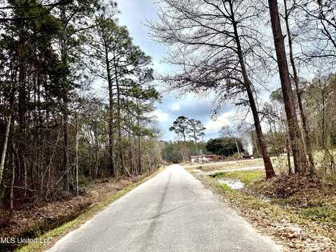 Plymouth Road, Ocean Springs, MS 39564