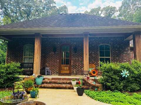 10225 Dry Grove Road, Raymond, MS 39154