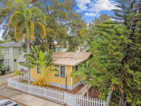 1045 6TH STREET N, Saint Petersburg, FL 33701