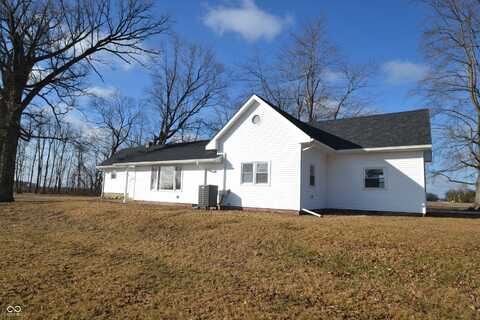 7017 W 300 N, Sharpsville, IN 46068