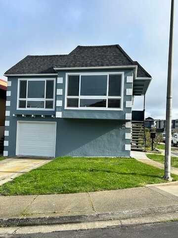 99 Castillejo DR, DALY CITY, CA 94015