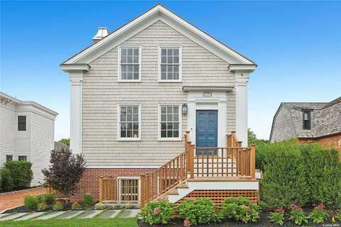 27 Howard Street, Sag Harbor, NY 11963