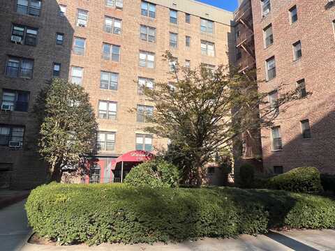 83-25 98 Street, Woodhaven, NY 11421