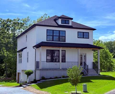 56 Townsend Street, Beacon, NY 12508