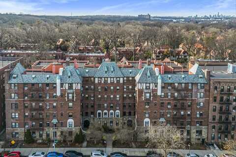 77-20 Austin Street, Forest Hills, NY 11375