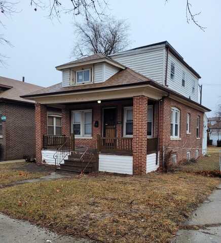 7655 S Clyde Avenue, Chicago, IL 60649