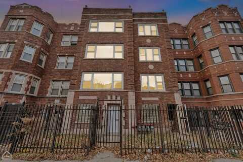 7746 S Kingston Avenue, Chicago, IL 60649