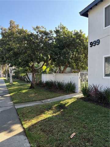 999 Valencia, Costa Mesa, CA 92626