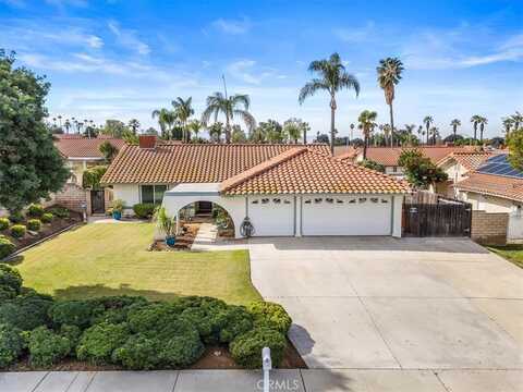 2742 Molly Street, Riverside, CA 92506