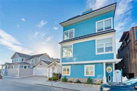 11 67th Place, Long Beach, CA 90803