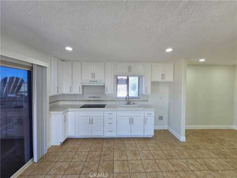 711 Pacific Coast, Huntington Beach, CA 92648