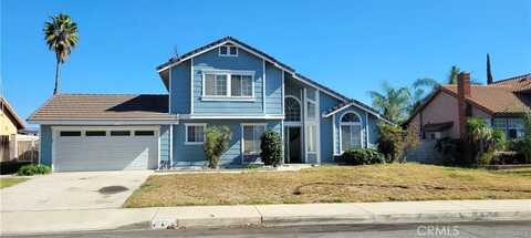 561 N Larch Avenue, Rialto, CA 92376