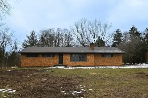 16561 Shurmer Road, Strongsville, OH 44136