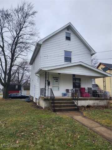 432 Scott Avenue, Niles, OH 44446