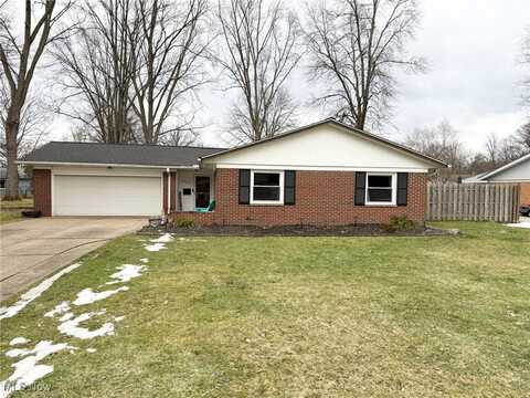 28549 Holly Drive, North Olmsted, OH 44070