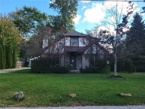 155 Vineyard Road, Avon Lake, OH 44012