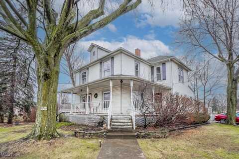 10044 Cleveland Avenue NW, Uniontown, OH 44685