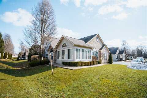 9264 Sharrott Road unit: 203, Poland, OH 44514