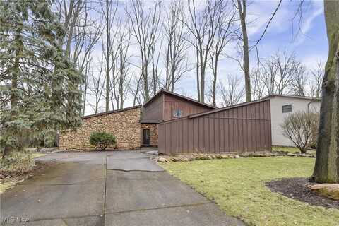 6515 O Henry Circle, North Ridgeville, OH 44039