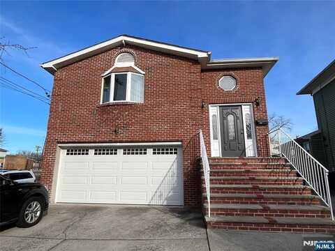 454 Washington Avenue 2, Hackensack, NJ 07601