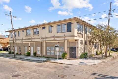 2801 BROADWAY Street, New Orleans, LA 70125