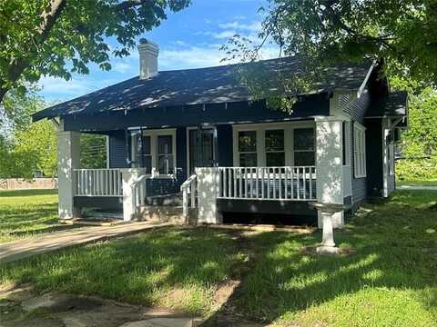 901 N Seminole Avenue, Okmulgee, OK 74447
