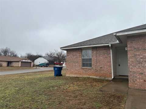 1024 Pinebrook Drive, Guthrie, OK 73044