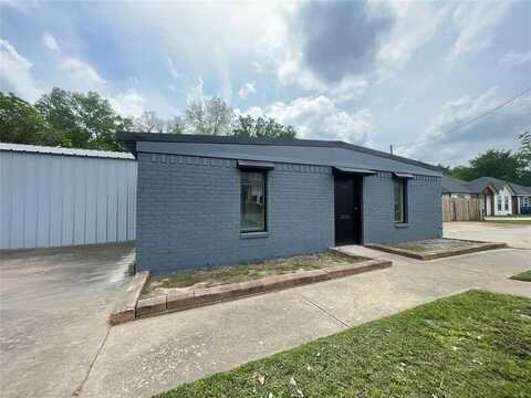 806 W Coffin Street, Denison, TX 75020