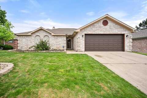 8104 Jolie Drive, Fort Worth, TX 76137