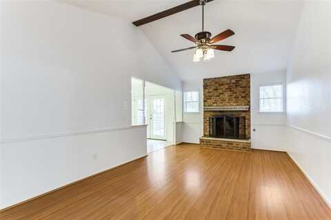3003 Mark Drive, Arlington, TX 76013