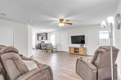 4322 Johnstown Lane, Forney, TX 75126
