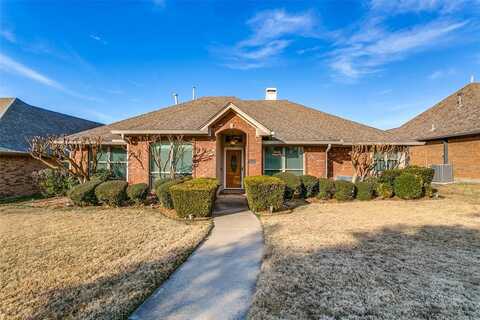 1313 Royal Palm Lane, Carrollton, TX 75007