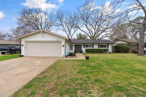 2615 Olympia, Arlington, TX 76013