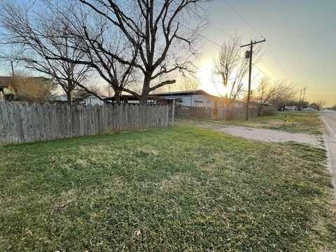 214 Coke Street, Tye, TX 79563