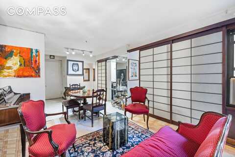 150 East 56th Street, New York, NY 10022