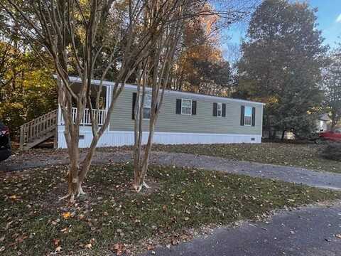 432 Bracey Circle, Windsor, VA 23487