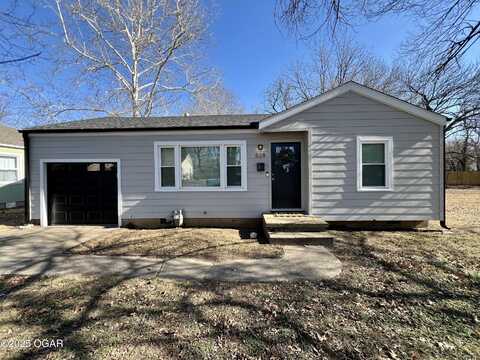 528 Hobson Place, Pittsburg, KS 66762