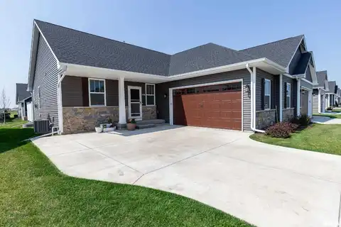 3099 Mary Leigh Drive, Bettendorf, IA 52722