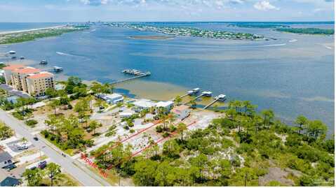 14456 River Rd, Pensacola, FL 32507