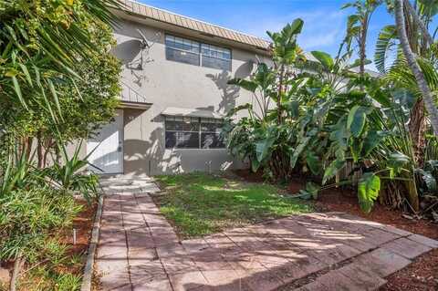 608 NE 29th Dr, Wilton Manors, FL 33334